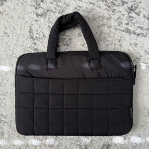 NWOT 15.6” Puffy Laptop Bag